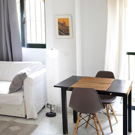Atico Con Balcon En Pleno Centro Apartman Sevilla Kültér fotó
